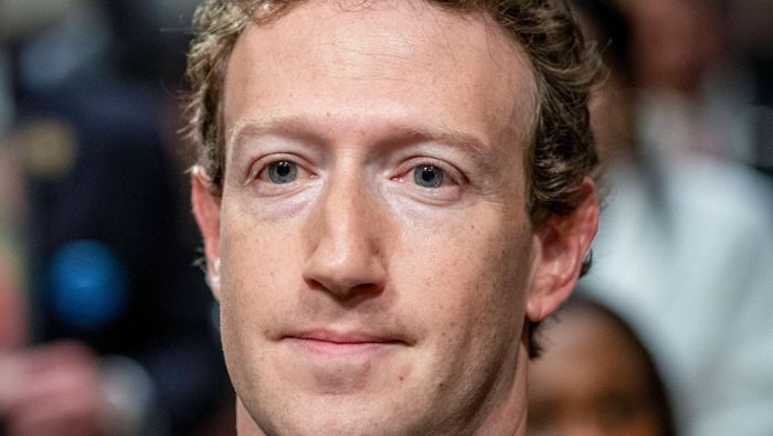 Überraschungen für Facebook-Gründer: Mark Zuckerberg: Zuckersüße Geschenke zum 40. Geburtstag