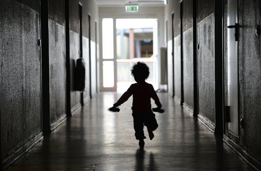 Flüchtlingskinder: Lehrerverband will früheren Schulbesuch - Stuttgarter Nachrichten