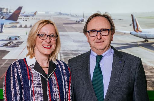 Das neue Führungsduo am Flughafen Stuttgart: Arina Freitag und Walter Schoefer, der jetzt Sprecher der Geschäftsführung wird Foto: Flughafen Stuttgart GmbH
