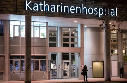 Ort der undurchsichtigen Handlungen: Das Katharinenhospital Foto: Lichtgut/Achim Zweygarth