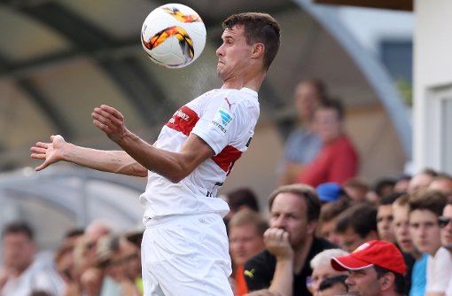 Philip Heise will sich beim VfB Stuttgart als Linksverteidiger durchsetzen. Foto: Pressefoto Baumann