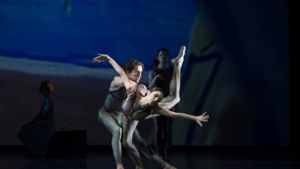 Szene aus Bridget Breiners neue Ballett „Charlotte Salomon: Der Tod und die Malerin“ Foto: Costin Radu