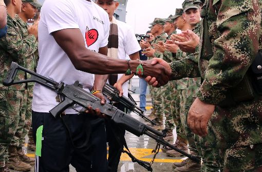 Bewaffnete Mitglieder der kolumbianischen ELN-Guerilla (Symbolbild) Foto: EFE