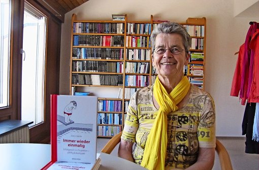 Doris Helzle war erst Gymnastiklehrerin, dann Masseurin, später Diplom-Mathematikerin und heute ist sie Projektmanagerin und Buchautorin. Foto: Julia Schuster