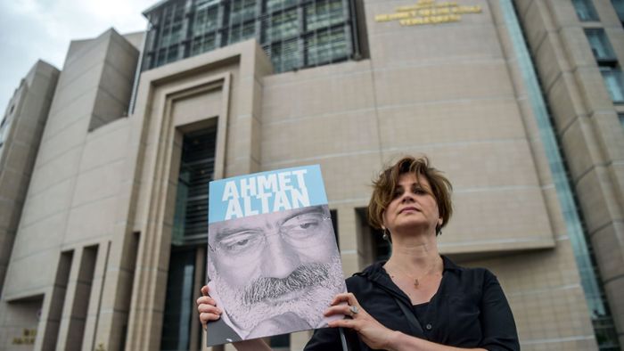 Sechs Journalisten zu lebenslanger Haft verurteilt