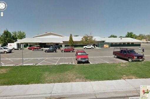 Der erste Schultag nach den Herbstferien wird für Schüler in Nevada zum Albtraum. Kurz vor dem Gong zum Unterrichtsbeginn eröffnet ein Jugendlicher das Feuer. Er reißt einen beliebten Lehrer und sich selbst in den Tod. Zwei Jungen erleiden Schusswunden. Foto: Google Street View / dpa