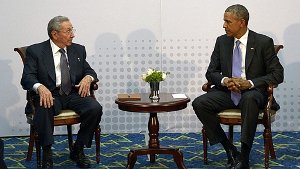US-Präsident Barack Obama (rechts) und Kubas Staatschef Raúl Castro Foto: dpa