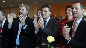 Am Wahlabend war der Jubel noch verhalten, doch jetzt ist klar, die Stuttgarter CDU um Alexander Kotz (rechts) ist wieder stärkste Kraft im Rathaus. Foto: 7aktuell.de | Daniel Jüptner