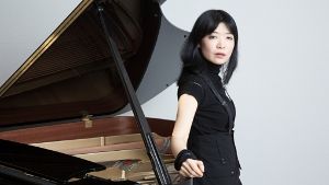 Die Pianistin Tomoko Hemmi spielt bei einem Konzert in der Stadtkirche. Foto: Veranstalter