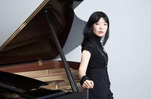 Die Pianistin Tomoko Hemmi spielt bei einem Konzert in der Stadtkirche. Foto: Veranstalter