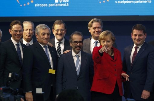 Konservative Politiker der EVP, rechts im Bild: Angela Merkel. In Sachen Flüchtlinge sind sich Europas Konservative nicht ganz einig. Foto: EFE
