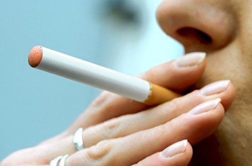 In Baden-Württemberg noch erlaubt: Die E-Zigarette Foto: dpa