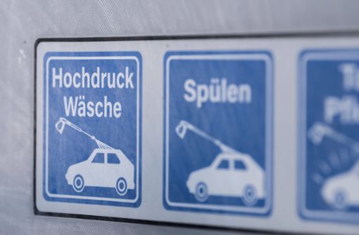 Unfall in einer Waschanlage im Kreis Göppingen (Symbolbild) Foto: IMAGO/Silas Stein/IMAGO/Silas Stein