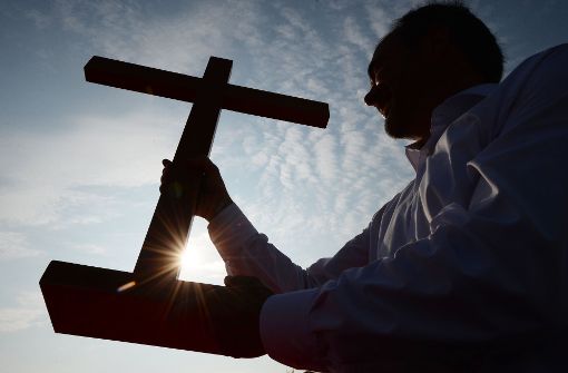 Das Kreuz als Zeichen des Glaubens. Foto: dpa