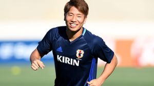 Kommt auf Leihbasis vom FC Arsenal zum VfB: Stürmer  Takuma Asano Foto: AFP
