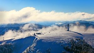 Winterfreuden auf Baden-Württembergs höchstem Gipfel, dem 1493 Meter hohen Feldberg Foto: Hochschwarzwald Tourismus
