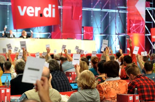 Etwa 1000 Delegierte entscheiden in Leipzig  über den Weg von Verdi in den kommenden vier Jahren. Foto: dpa/Sebastian Willnow