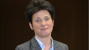 Sozialministerin Katrin Altpeter (SPD)  verteidigt den Schritt: „Wir wollten nicht riskieren, dass wir letztlich nur die Bundesregierung finanziell entlasten.“ Foto: dapd