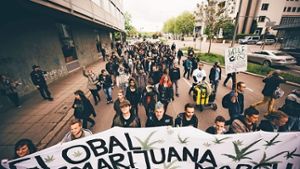 Demozug für legalen Handel mit Cannabis in Stuttgart Foto: 7aktuell/Gerlach