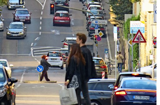 Die Schwabstraße soll für Fußgänger und Radler  angenehmer werden. Foto: Sybille Neth