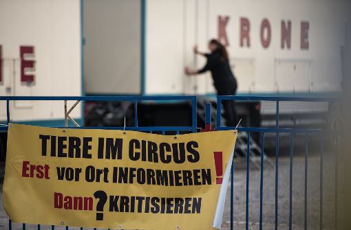 Die „Circusfreunde Deutschland“ und das Aktionsbündnis „Tiere gehören in den Circus“ haben gegen das drohende Wildtierverbot in Stuttgart demonstriert. Foto: Lichtgut/Max Kovalenko