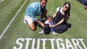 Marin Cilic und seine Liebsten. Papa hat das Tennisturnier in Stuttgart gewonnen. Foto: Baumann/Hansjürgen Britsch
