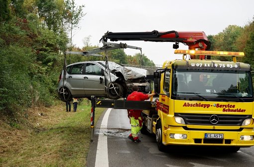 An dem Auto der schwer verletzten Frau entstand ein Schaden von rund 5000 Euro. Foto: 7aktuell.de/Rafal Niewienda