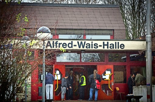 Von November bis vergangene Woche lebten Flüchtlinge in der Alfred-Wais-Halle. Foto: Archiv Lichtgut/Achim Zweygarth