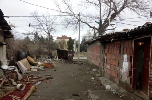Die serbische Roma-Siedlung, in der die Familie gerade wohnt Foto: JHW