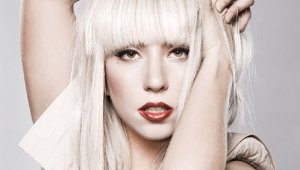 Mit ihrem Album The Fame Monster wurde Lady Gaga 2009 weltbekannt. Foto: Universal Music