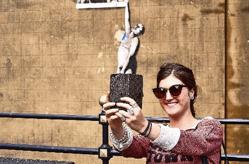 Selfie mit Banksy. Foto: Wasserbäch