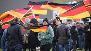 Pegida-Demo in Dresden - nun ist auch eine Demo für Stuttgart angemeldet worden Foto: dpa-Zentralbild