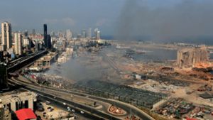 Nach einem Jahr voller Krisen – unter anderem durch mehrere Brände in Beiruts Hafen – hat der Libanon nun eine neue Regierung (Archivbild). Foto: dpa/Marwan Naamani