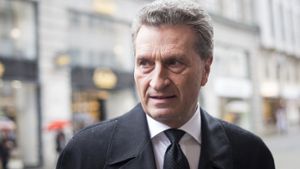 Günther Oettinger spielt Rede herunter