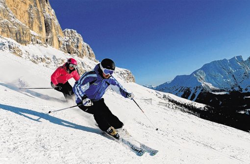 Das Skigebiet Carezza in den Dolomiten lockt schon an den kurzen Dezembertagen dank seiner Südhänge mit vielen Sonnenstunden. Foto: TVB ROSENGARTEN/LATEMAR