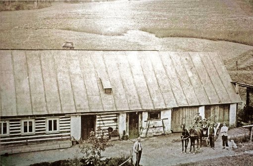 Die Familie Tham betrieb in Jungbuch im Riesengebirge eine Landwirtschaft. Die Symbolfigur  dieser Gegend ist auch hierzulande ein Begriff: Rübezahl. Foto: Steinert