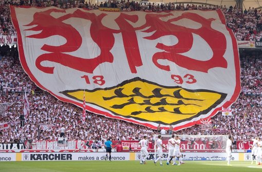 Die Fans des VfB Stuttgart treffen in der kommenden Saison auf viele Mannschaften, die schon länger nicht mehr in Stuttgart vorbeigeschaut haben.  Foto: dpa