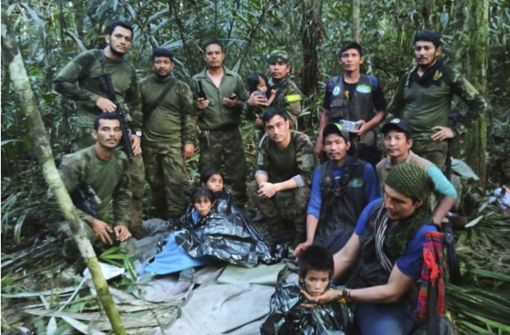 Über einen Monat nach dem Absturz im kolumbianischen Regenwald sind die vermissten Kinder lebend gefunden worden. Foto: dpa/Uncredited