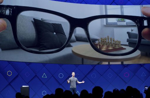 Was ist real und was virtuell? Facebook-Chef Zuckerberg stellt seine neuen Pläne vor. Foto: dpa