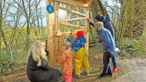 Der neue Denkendorfer Naturerlebnispfad bietet Kugelspaß für Jung und Alt. Foto: /Ulrike Rapp-Hirrlinger
