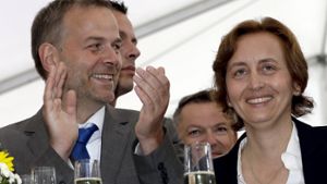 Leif-Erik Golm und Beatrix von Storch sehen Angela Merkel nach der Landtagswahl in Mecklenburg-Vorpommern am Ende. Foto: AP