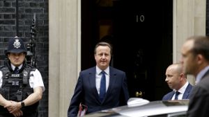 David Cameron verlässt Downing Street 10 – wer folgt ihm nach? Vieles deutet auf eine Frau hin. (Archivfoto) Foto: AP