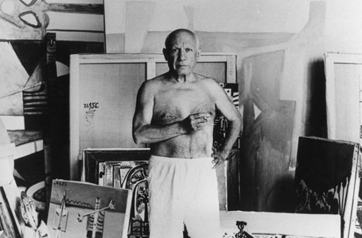 Kein Künstler hat sich so gern halb nackt präsentiert wir Picasso – hier in seinem Atelier. Foto: imago/TT