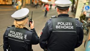 Der kommunale Ordnungsdienst unterstützt vielerorts die Polizeistreifen, wie hier in Stuttgart. Foto: dpa/Uli Deck
