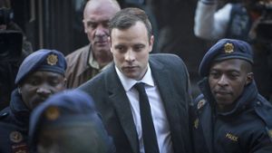 Oscar Pistorius ist wegen Mordes zu sechs Jahren Haft verurteilt. Foto: AP