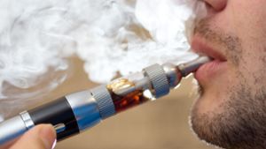 Nicstic sollte eine E-Zigarette sein – aber rauchfrei. Die Anklage sagt, das Ganze  sei ein großer Schwindel gewesen. Foto: dpa