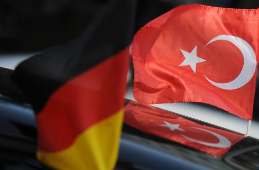 Ziel des Wahlkampfes von Erdogan sind auch die in Deutschland lebenden Türken. Foto: dpa