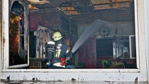 Stuttgart: Brand in Pizzeria – Feuerwehr rückt aus