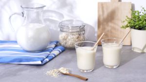 Immer mehr Menschen konsumieren Pflanzenmilch. Das Image tierischer Milch hat in den letzten Jahren gelitten. Foto: imago images/AFLO/Shingo Tosha/AFLO via www.imago-images.de