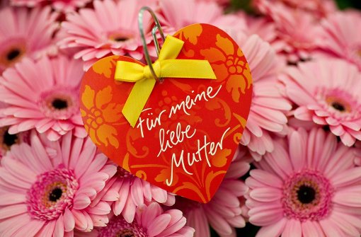 Blumen gehören zu den beliebtesten Geschenken am Muttertag. Foto: dpa